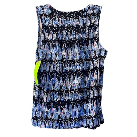 Woman’s NWOT Lilly Pulitzer Dev Sails And Stripes Top - Picture 4 of 5